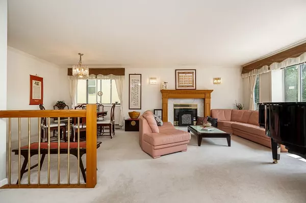 Vancouver, BC V6M 2T5,2133 W 49th AVE