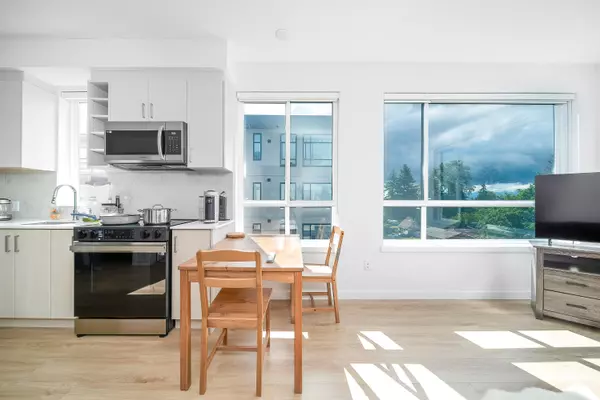 Surrey, BC V3T 0T8,13858 108 AVE #511