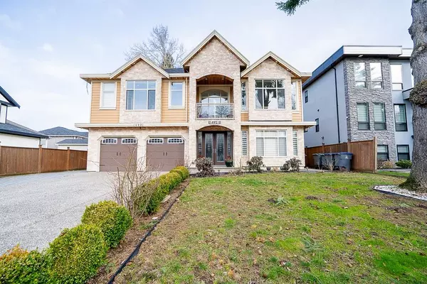14921 90 AVE, Surrey, BC V3R 6W2
