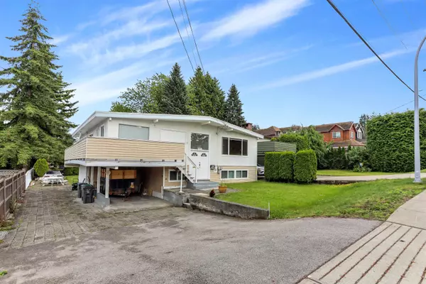 Surrey, BC V3V 4R2,9974 123a ST