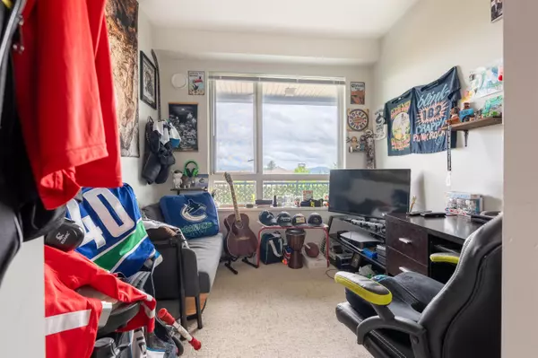 31158 Westridge PL #323 Abbotsford, BC V2T 0K5