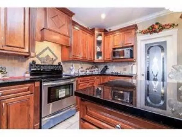 Surrey, BC V3X 0B2,14160 62a AVE