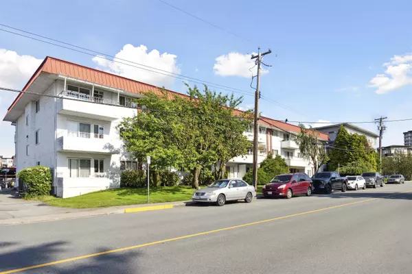12096 222 ST #212, Maple Ridge, BC V2X 5W1