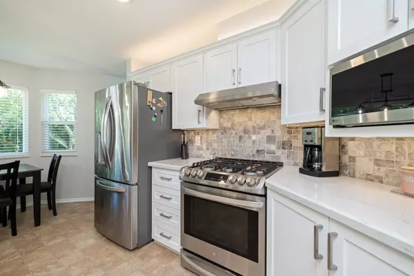 Chilliwack, BC V2R 2X1,45257 Raven PL