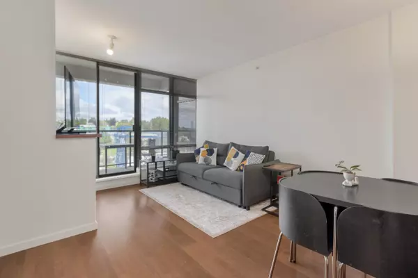 New Westminster, BC V3M 0A5,610 Victoria ST #1808