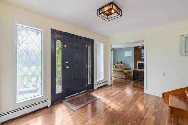 Delta, BC V4L 2H2,643 Goldenrod BLVD