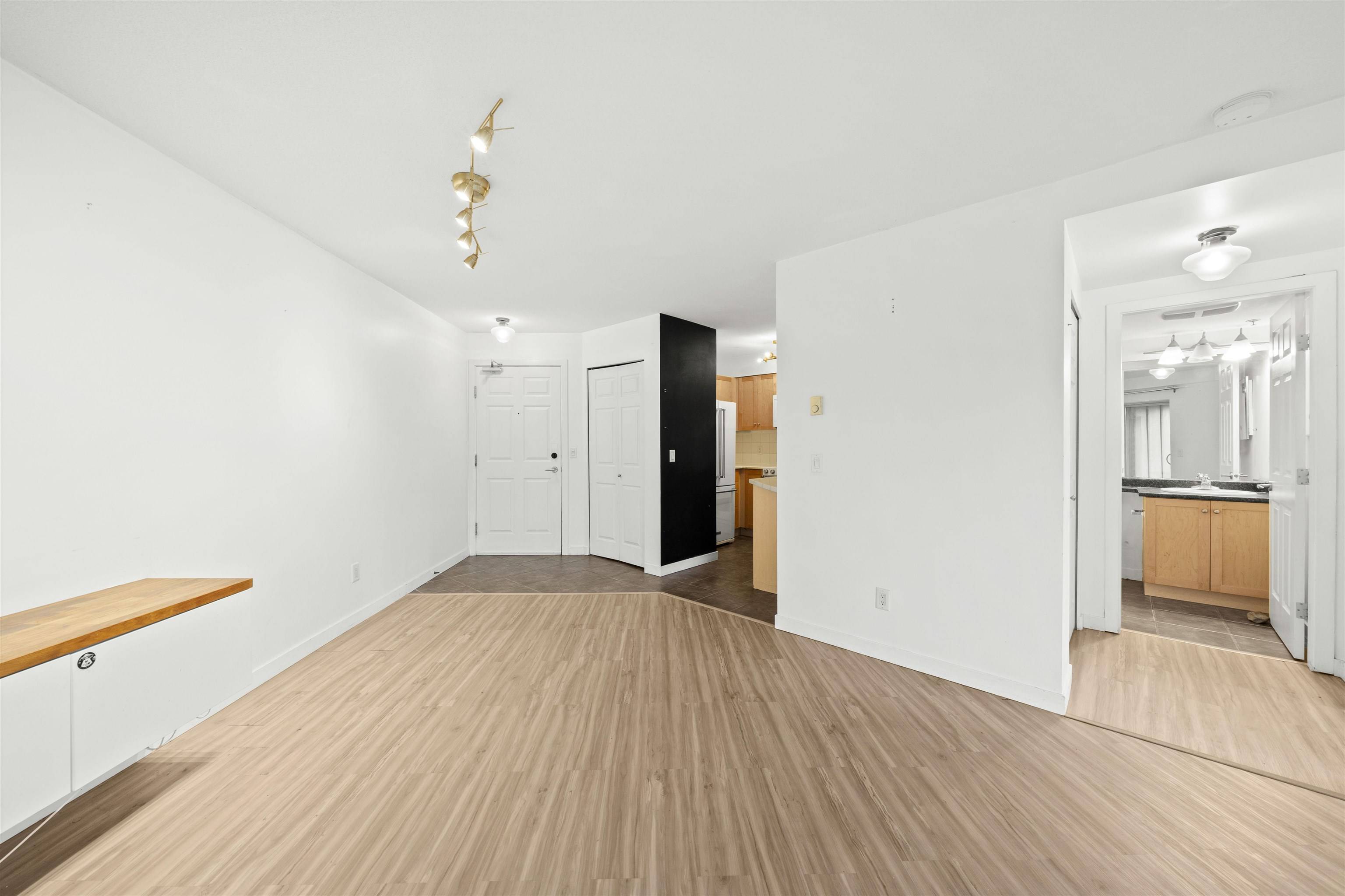New Westminster, BC V3L 0A4,240 Sherbrooke ST #3408