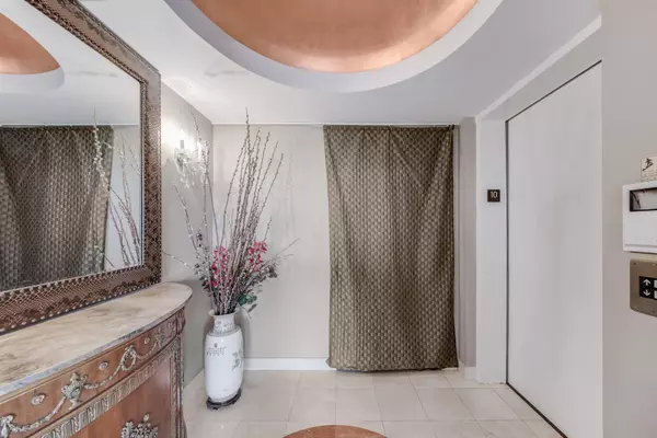 Vancouver, BC V6J 2H1,1788 W 13th AVE #1000