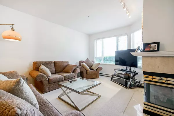 Richmond, BC V7C 5R9,5888 Dover CRES #108