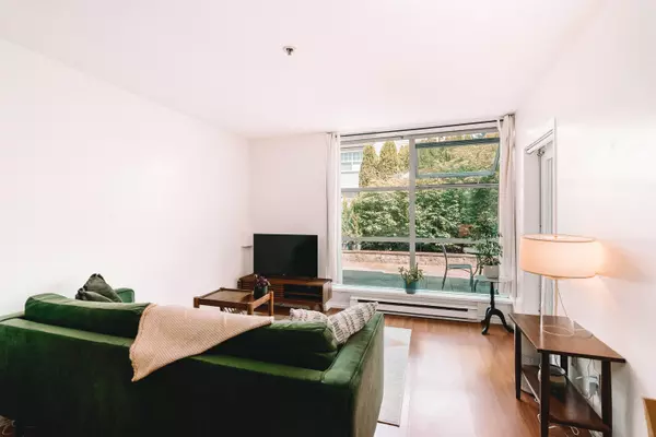 Vancouver, BC V5Z 3T8,3168 Laurel ST #106