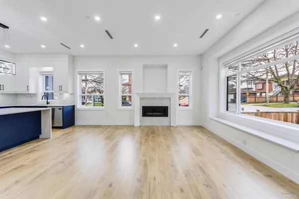 Vancouver, BC V5M 2N4,2995 E 17th AVE