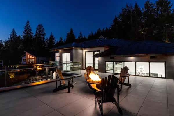 Port Moody, BC V3H 0G7,184 Kinsey DR