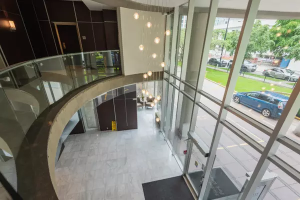 Vancouver, BC V6E 4N1,555 Jervis ST #2302