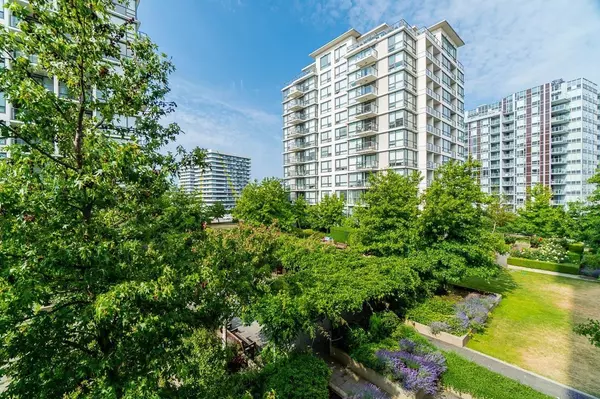 Richmond, BC V6X 4L1,7575 Alderbridge WAY #607