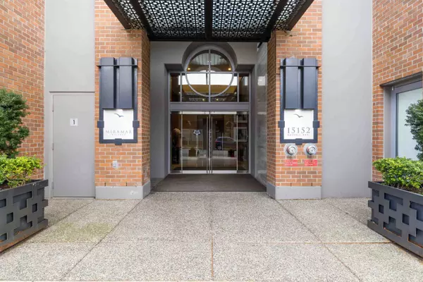 White Rock, BC V4B 0A3,15152 Russell AVE #804