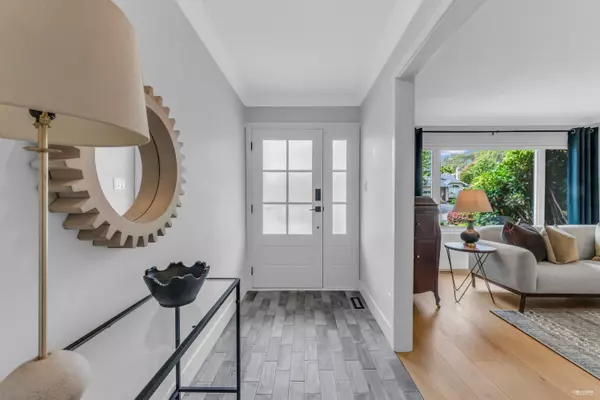 Surrey, BC V4A 9A5,1440 134a ST