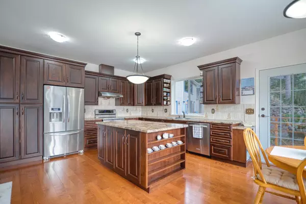 5338 Daniel RD Garden Bay, BC V0N 1S1