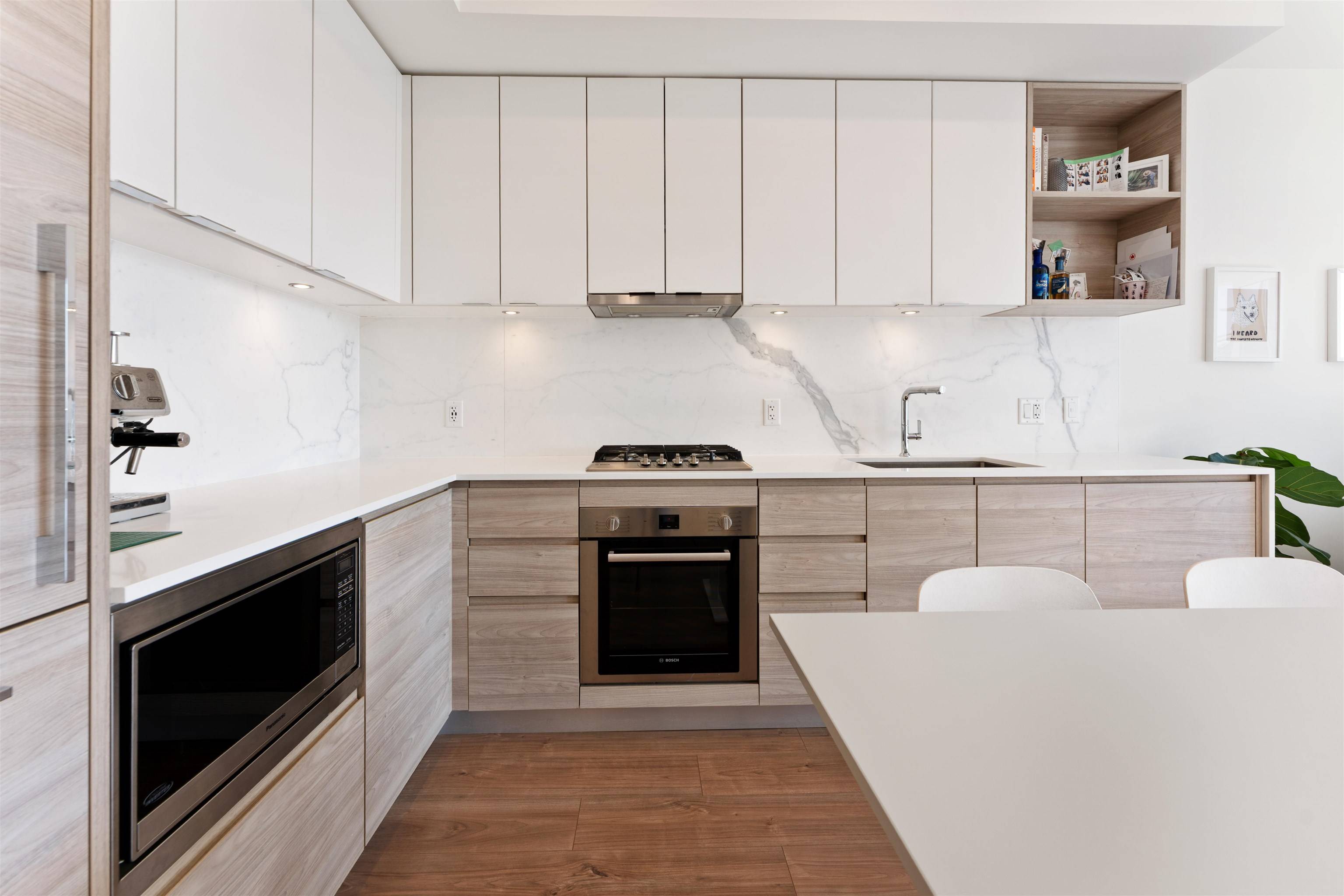 595 Austin AVE #1607 Coquitlam, BC V3K 0G7