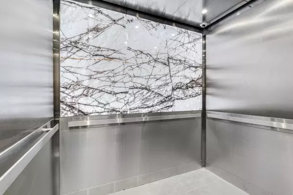 1170 Barclay Street #102 Vancouver, BC V6E 1H1