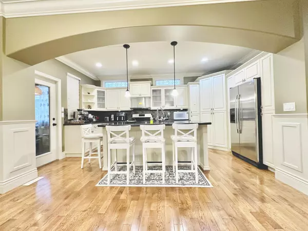 Langley, BC V2Y 3J2,7227 199a ST