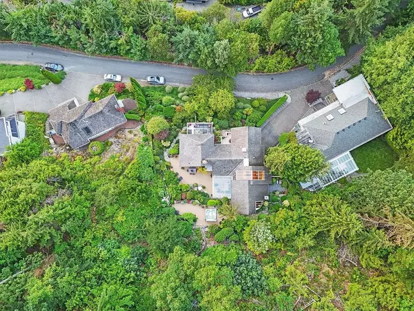 West Vancouver, BC V7W 3C9,5480 Keith RD
