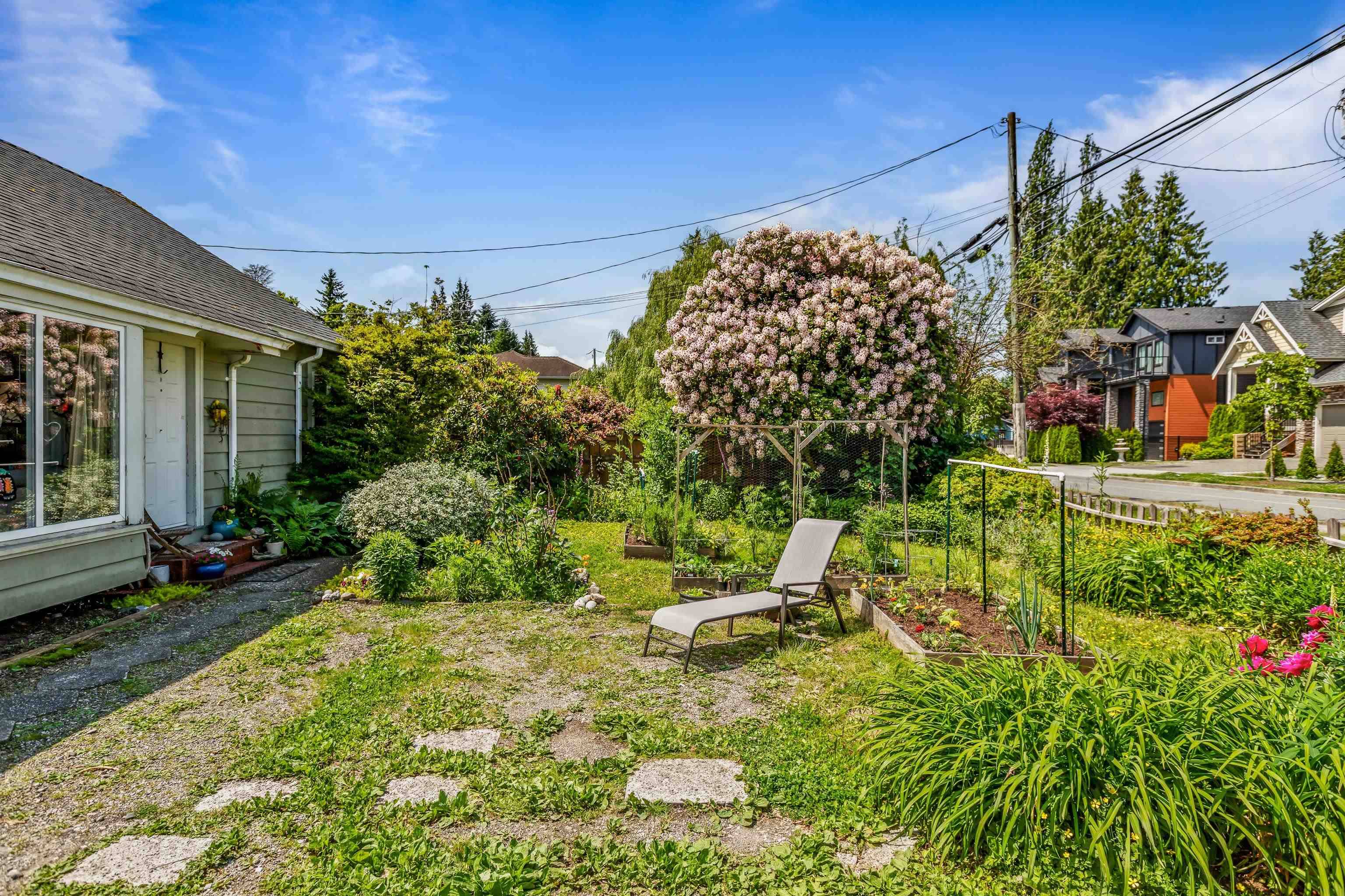 Maple Ridge, BC V2X 2A3,21158 River RD
