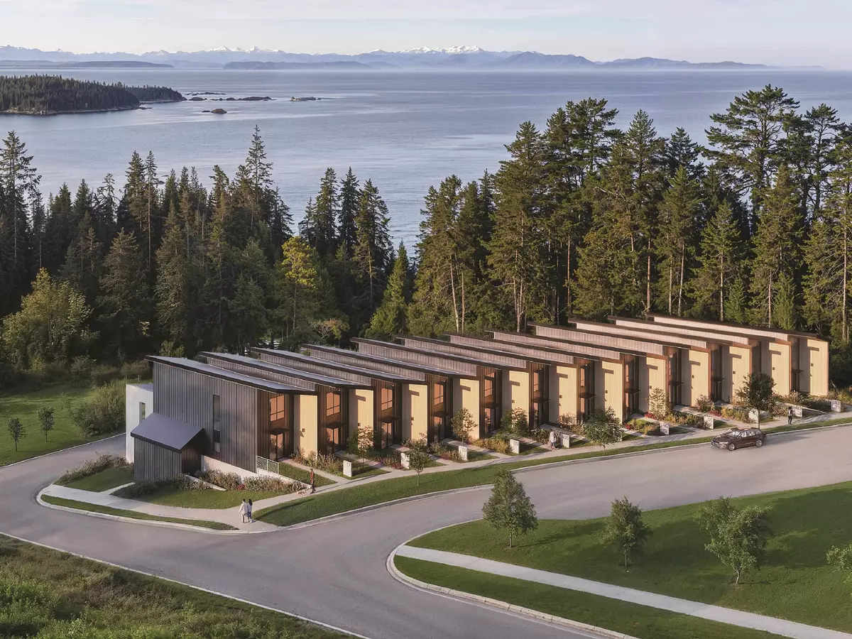 Sechelt, BC V7Z 0N6,6421 Lilac ST
