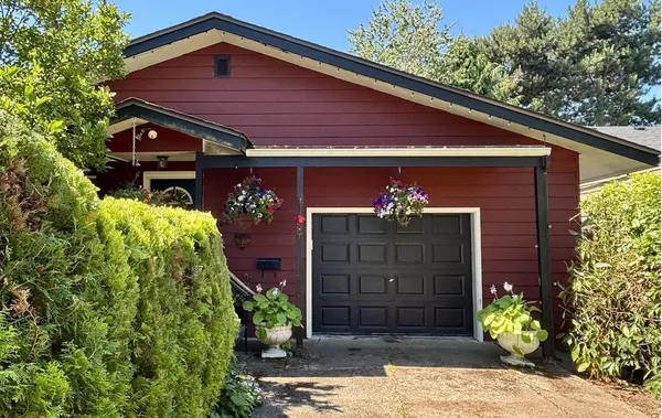 12250 Agar ST, Surrey, BC V4A 3C2