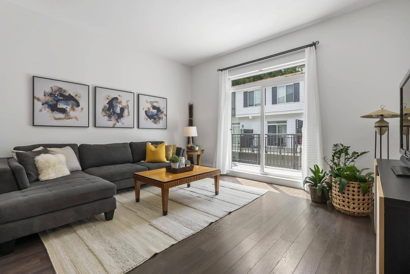 Surrey, BC V3W 1H9,8130 136a ST #98