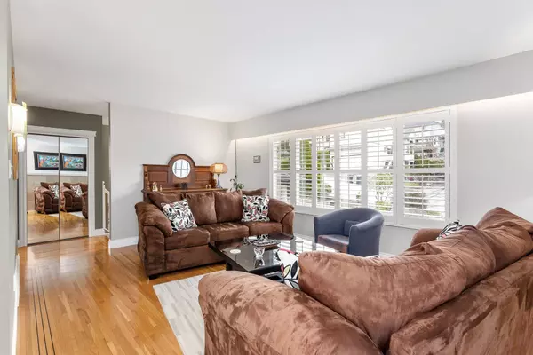 Coquitlam, BC V3B 2W3,2920 Walton AVE