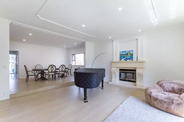 Vancouver, BC V6P 1R3,1369 W 55th AVE