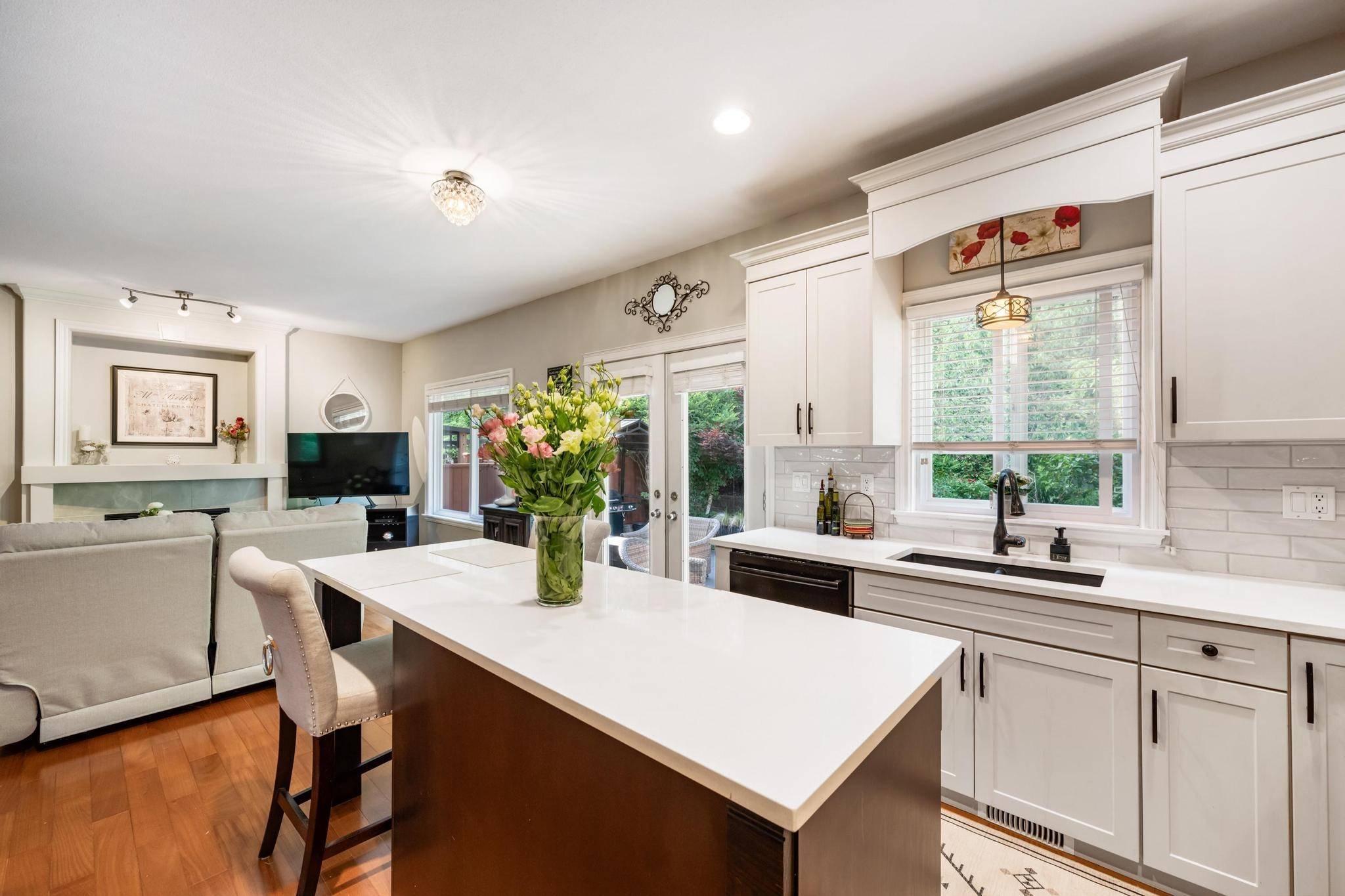 23621 111a AVE Maple Ridge, BC V2W 2G1