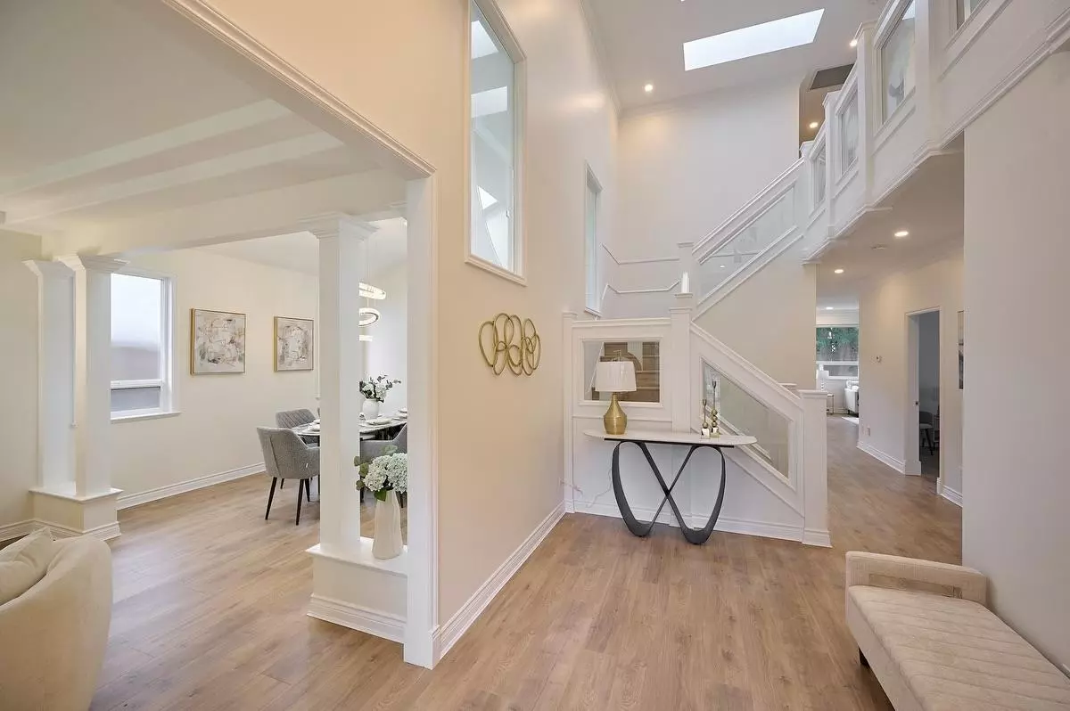 Richmond, BC V7C 2C2,5931 Forsyth CRES