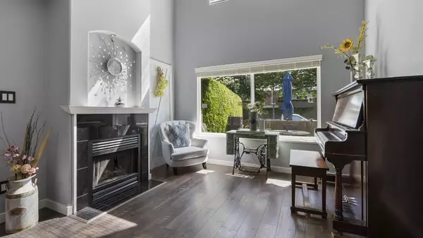 Port Coquitlam, BC V3B 7V7,1370 Riverwood Gate #35