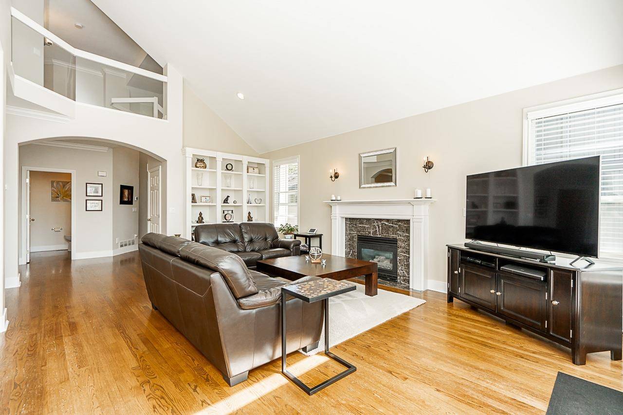Surrey, BC V3S 8N4,15316 Sequoia DR