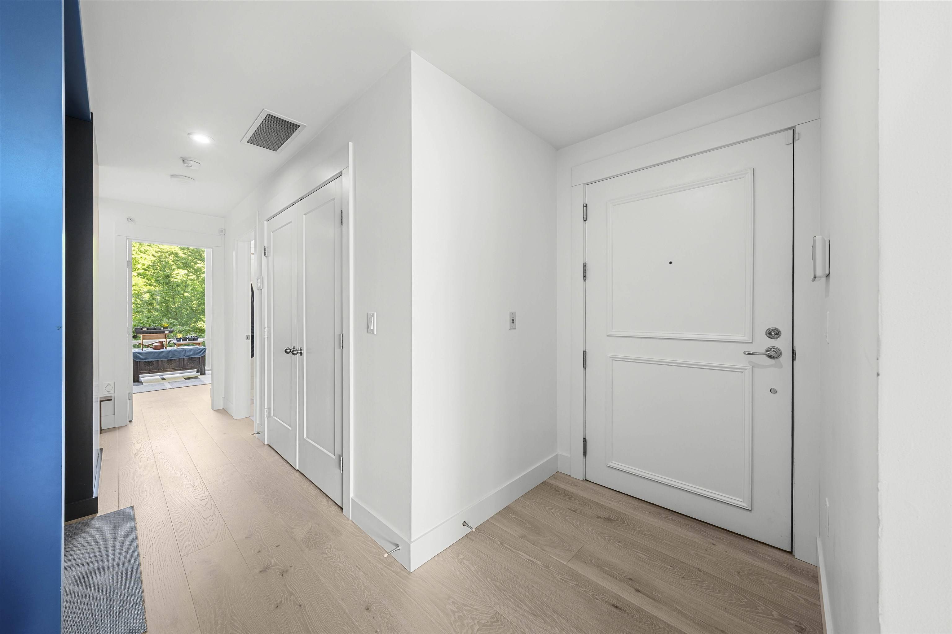 15445 Vine AVE #301 Surrey, BC V4B 2T3