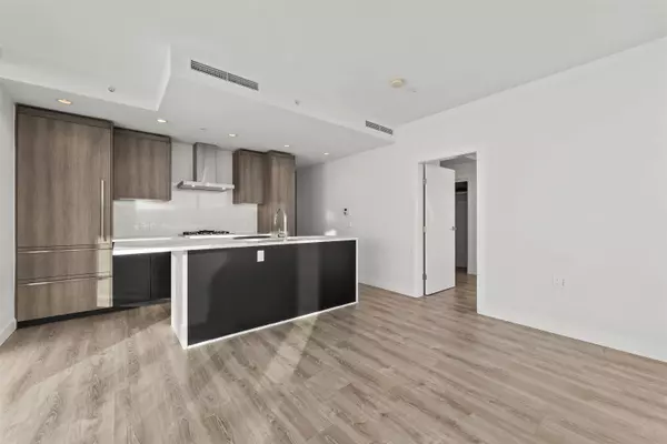 Richmond, BC V6Y 0L7,8133 Cook RD #1511