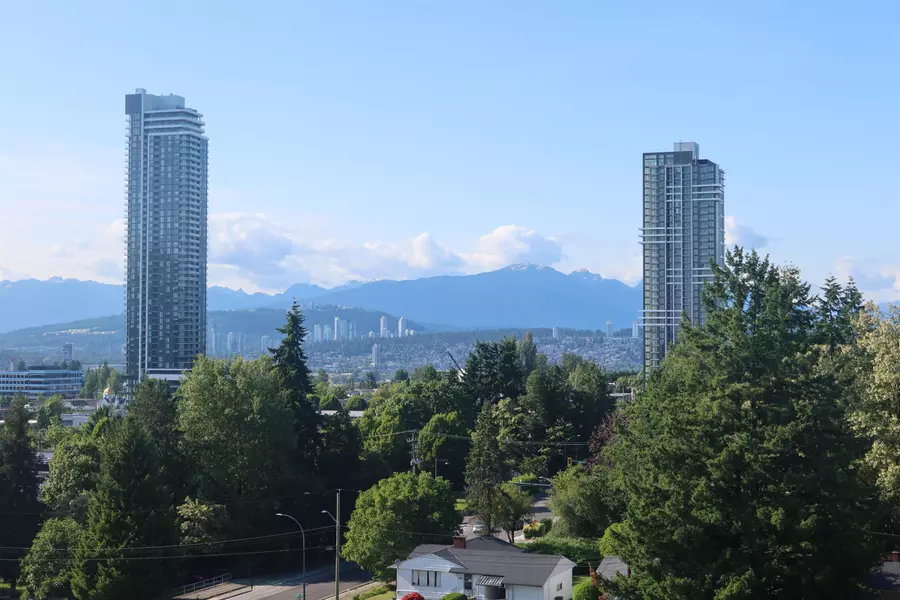 10428 Whalley BLVD #908, Surrey, BC V3T 1W6