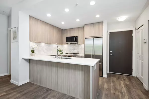 3289 Riverwalk AVE #104, Vancouver, BC V5S 0G2