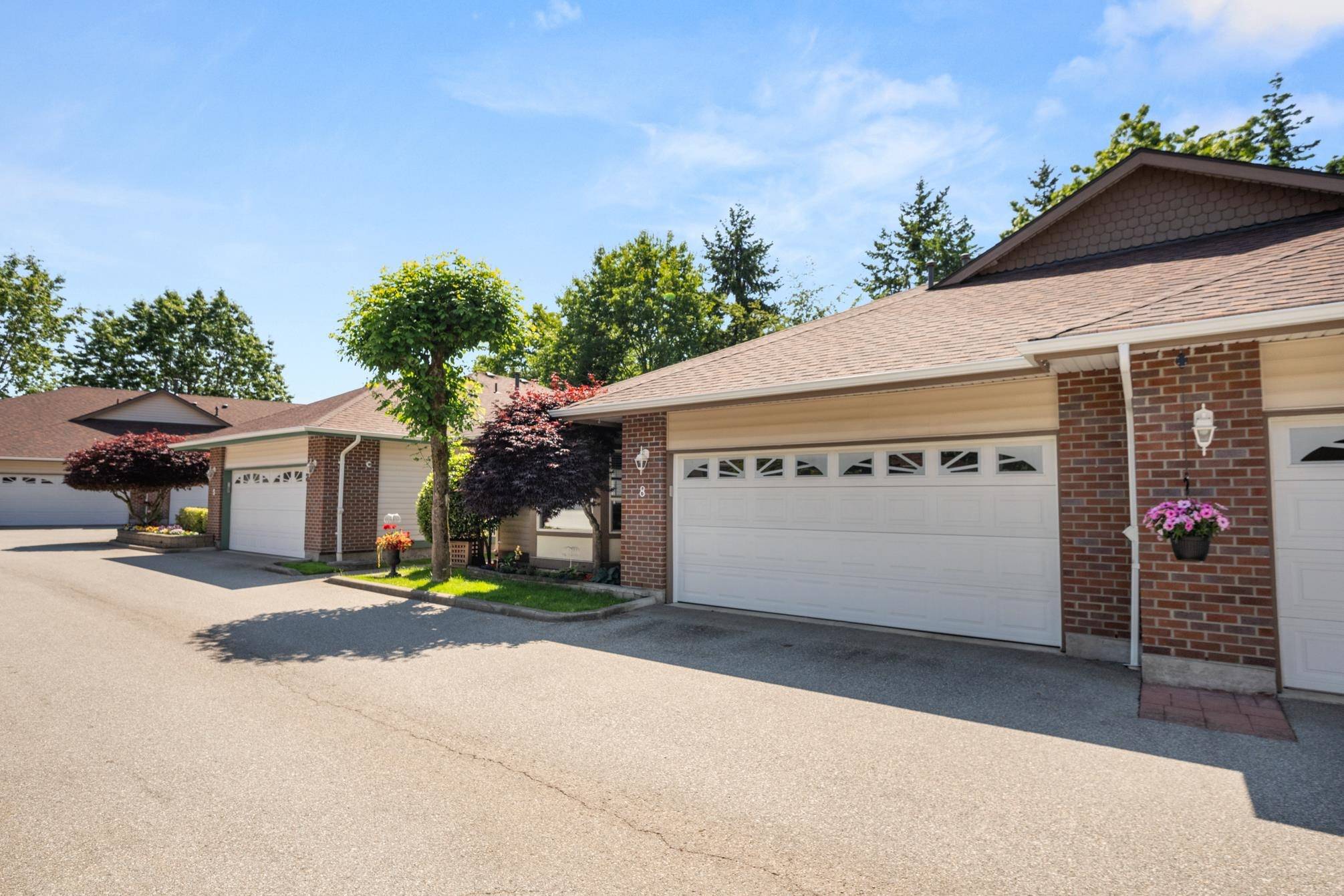 Surrey, BC V3S 2Y8,18939 65 AVE #8