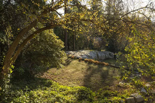 West Vancouver, BC V7W 2P2,4778 Marine DR