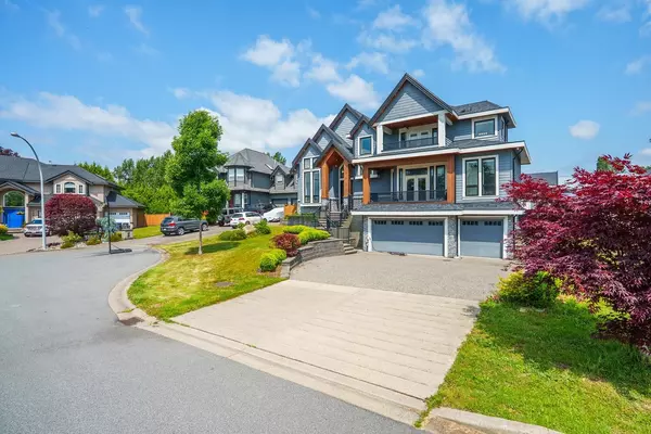 Surrey, BC V3S 8R7,18679 54a AVE