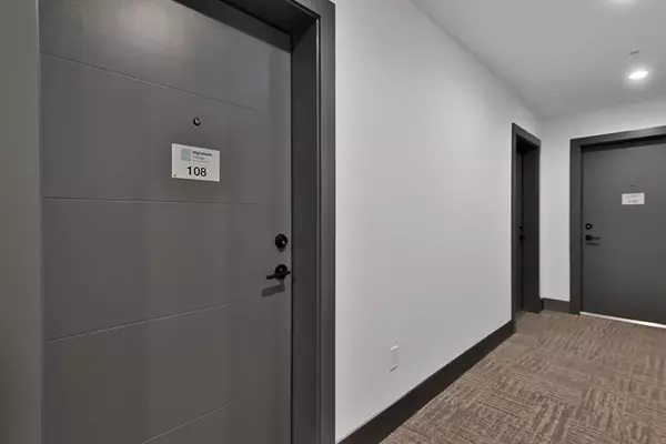 Abbotsford, BC V2T 0C5,30490 Cardinal AVE #108