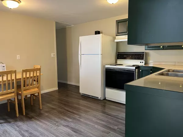 Sechelt, BC V7Z 0C2,5288 Selma Park RD #20
