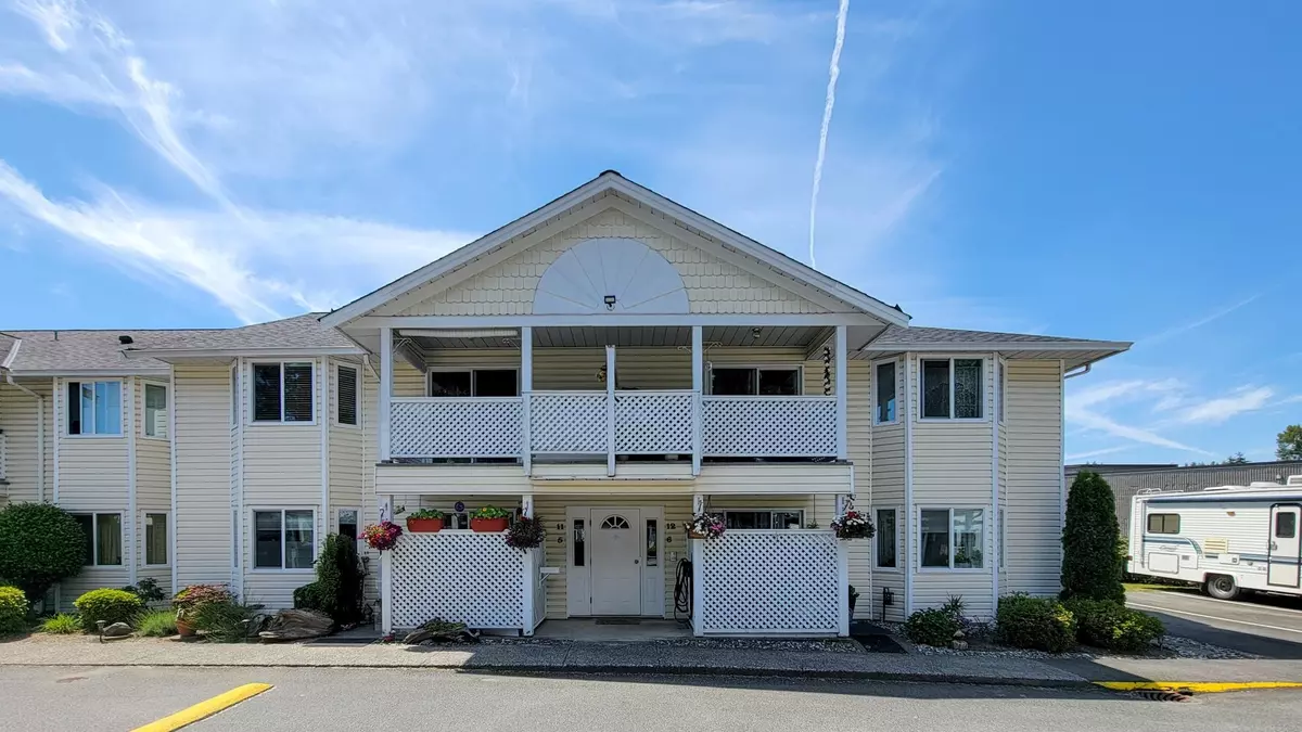 Maple Ridge, BC V2X 9S7,20799 119 AVE #12