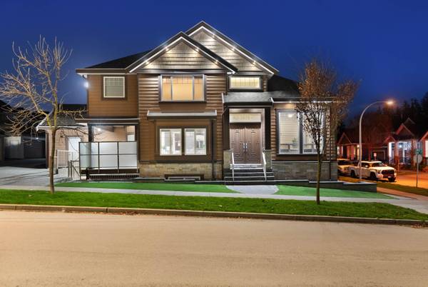 5878 129 ST, Surrey, BC V3X 0C7