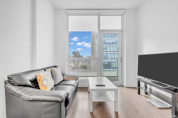 6320 No. 3 RD #860 Richmond, BC V6Y 0L5