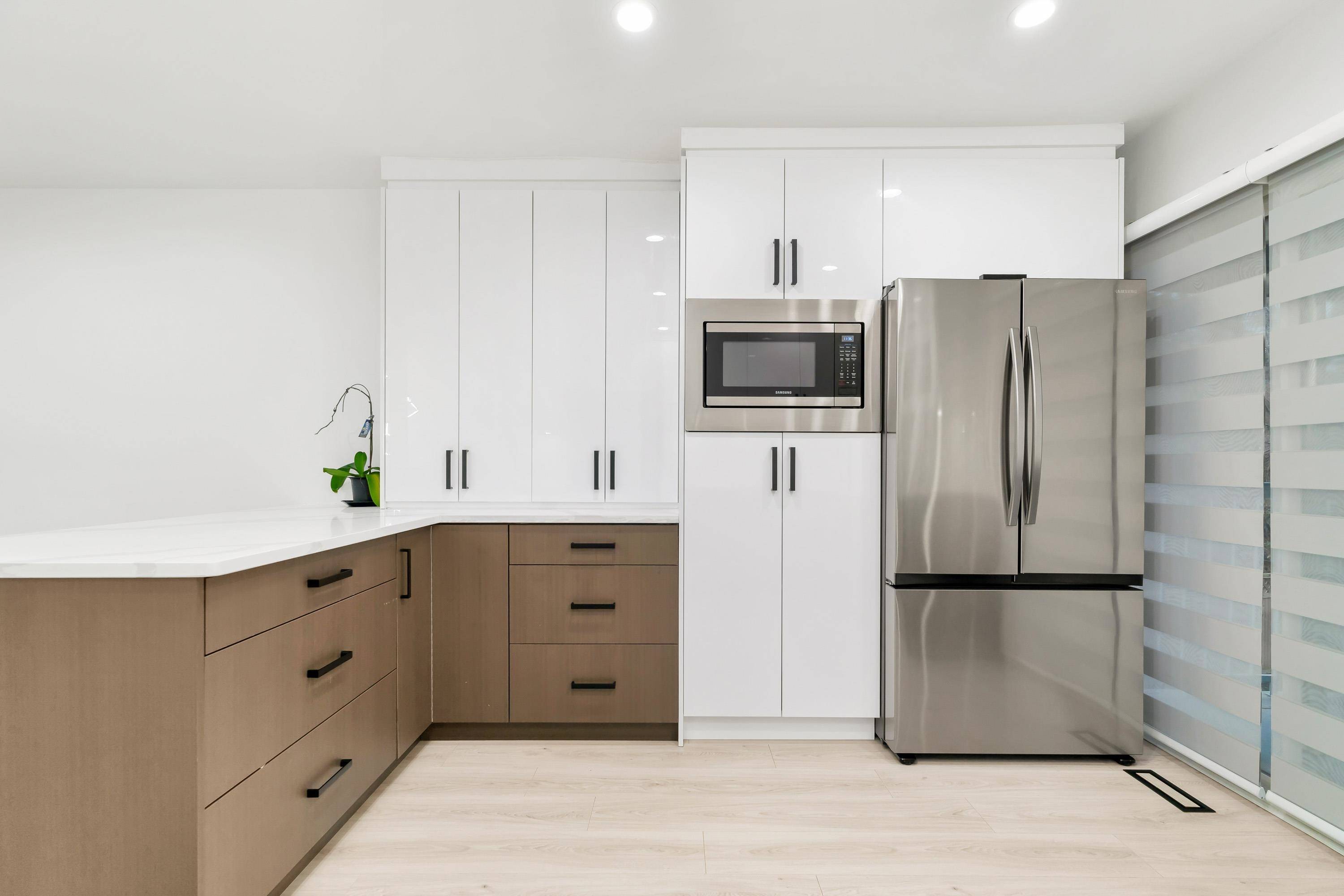 13975 80b AVE Surrey, BC V3W 6P7