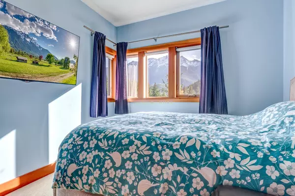 7457 Dogwood ST Pemberton, BC V0N 2L0