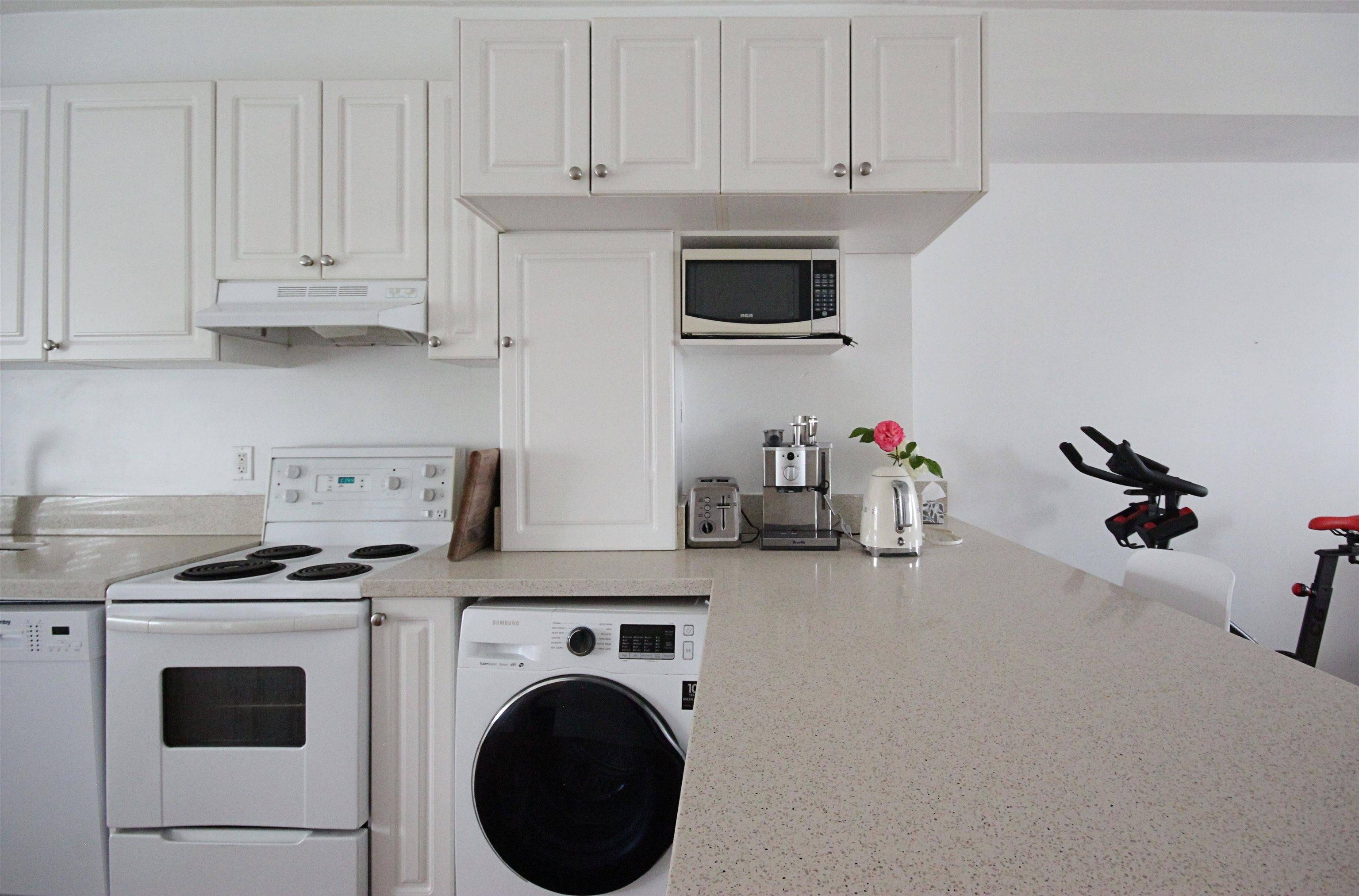 112 E King Edward AVE Vancouver, BC V5V 2C1